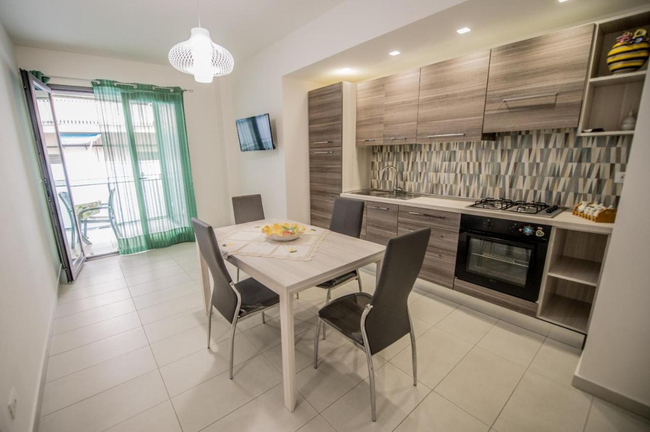 Home Square Milazzo Exterior foto